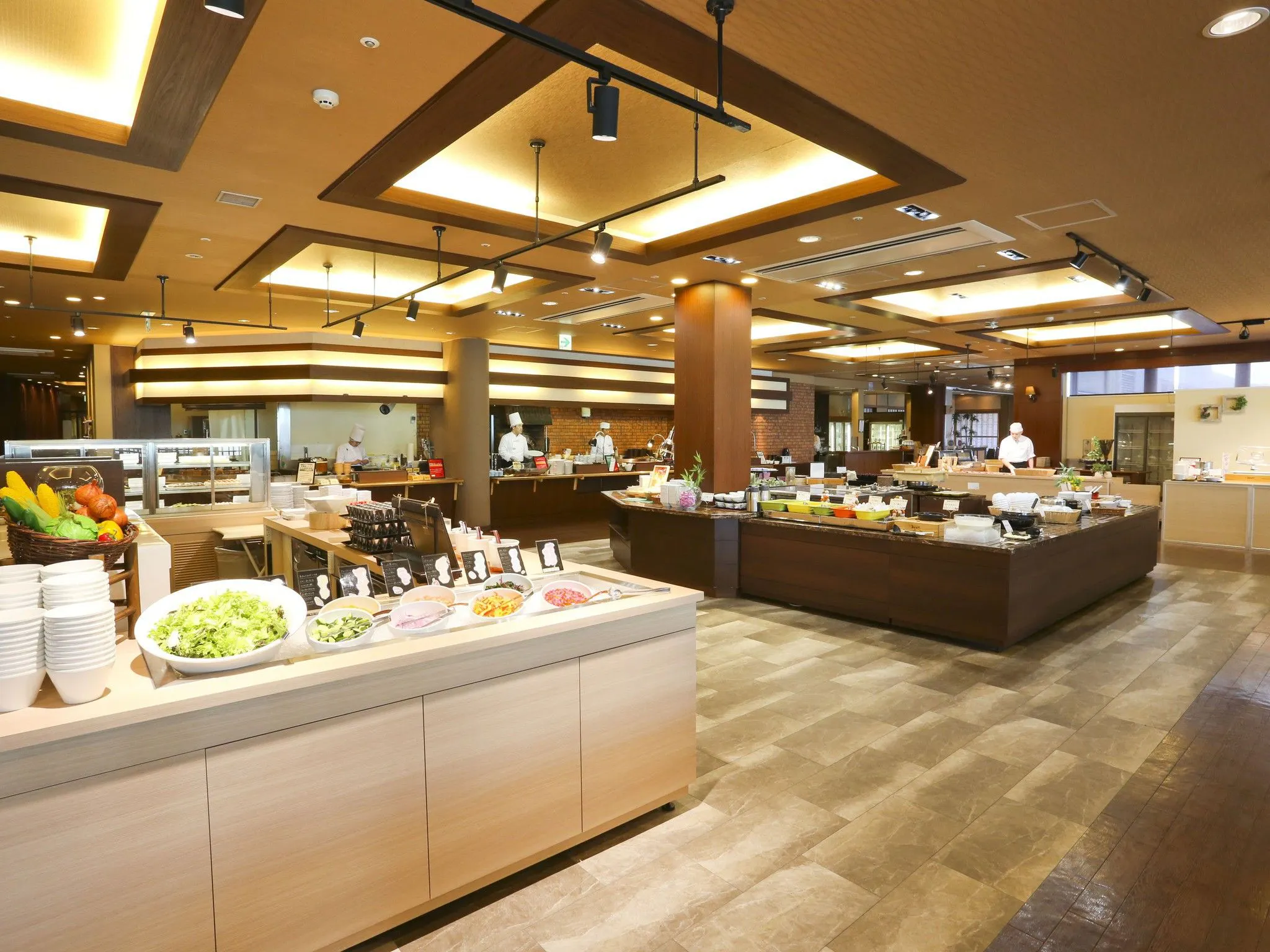 ■Buffet／Restoran Buffet Kenzaibishoku