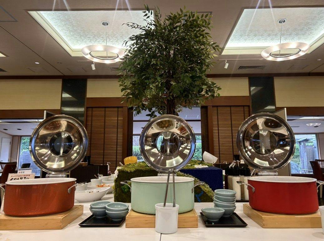 夕食なし・朝食付 21時までシャトルバス運行！アルペンルート＆トロッコ列車、魚津駅前での夕食後も安心
