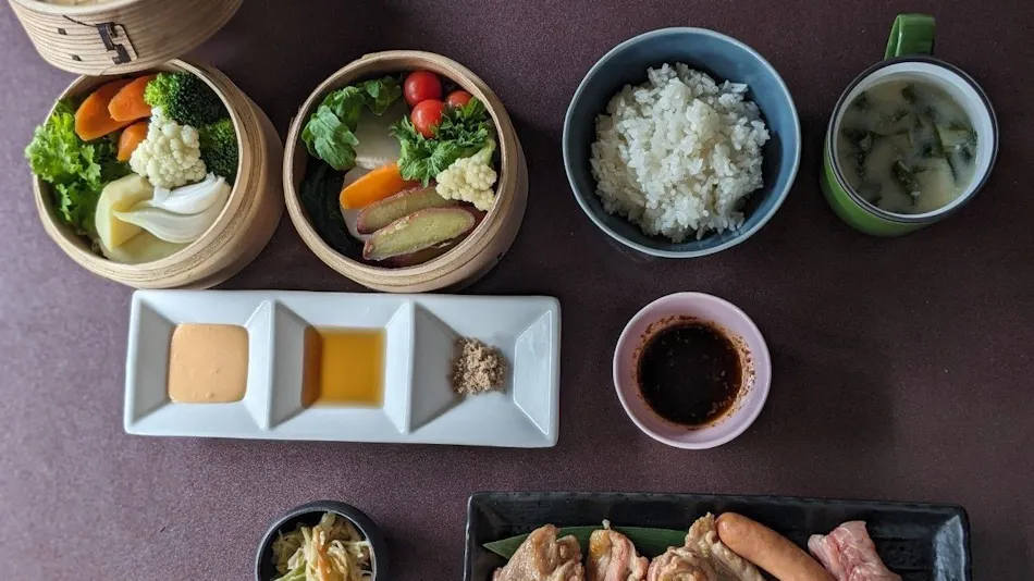 Auberge Kara Munakata with ritomaru