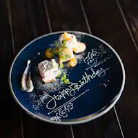 メッセージ入りのデザートプレート