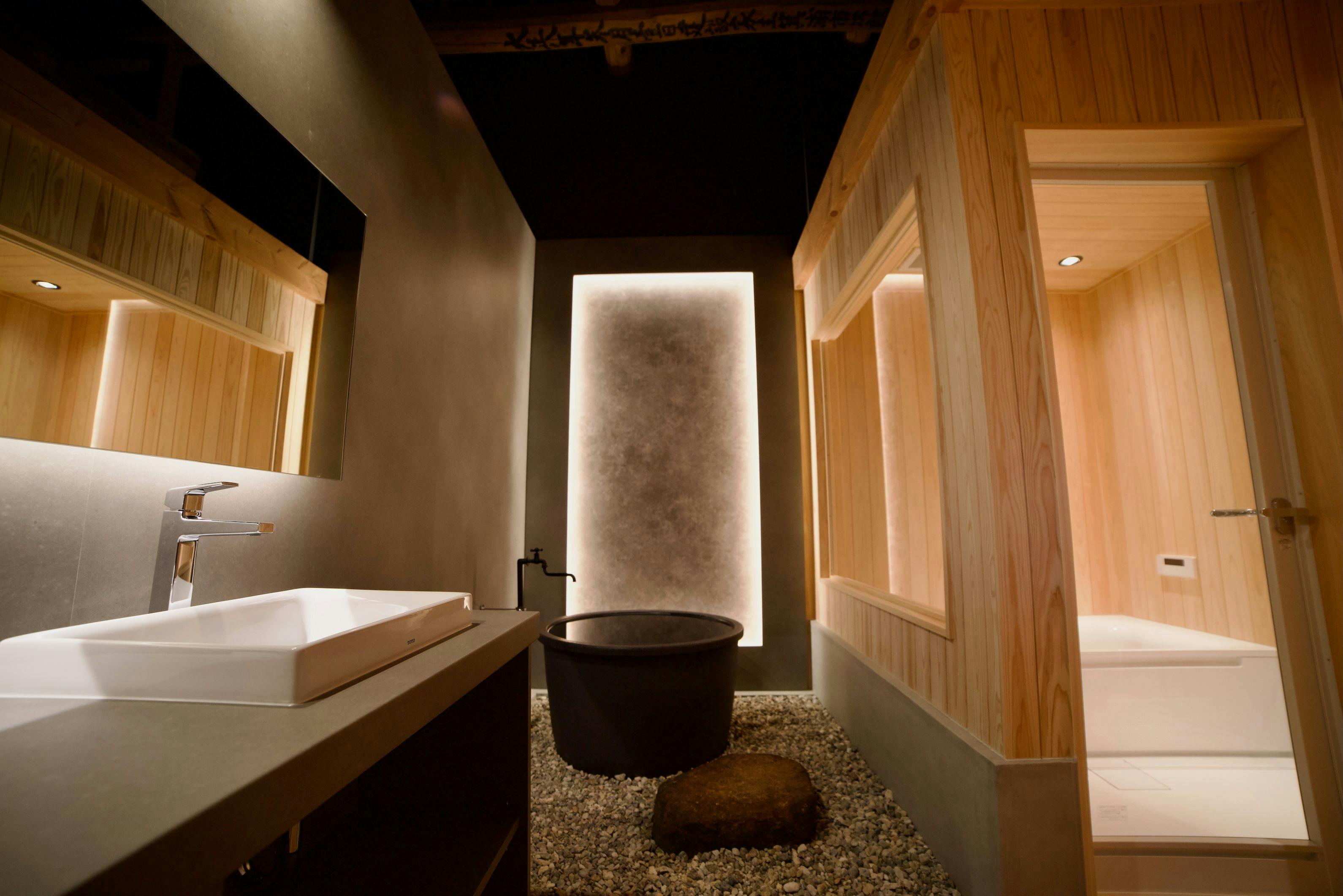 【อาคาร 13 ถนน A / ห้องน้ำส่วนตัวพร้อมซาวน่าส่วนตัว】