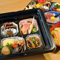 【ภาพตัวอย่างอาหารเย็นจัดเลี้ยง】