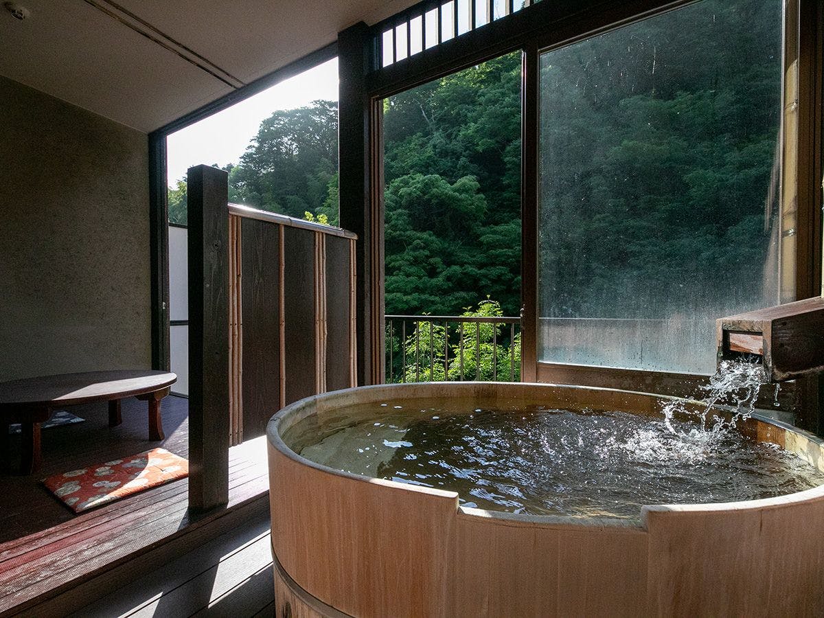鶴井の宿　紫雲荘