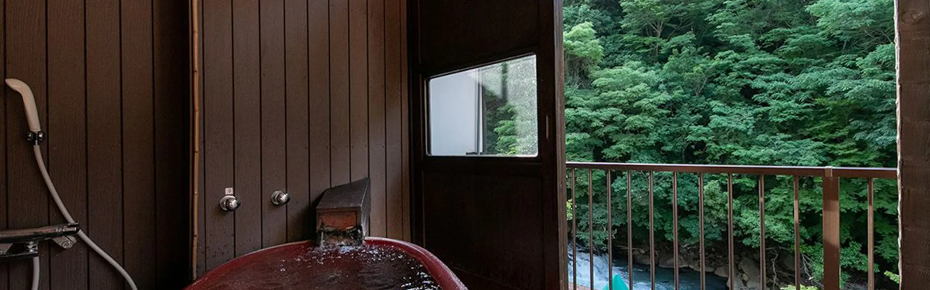 鶴井の宿 紫雲荘