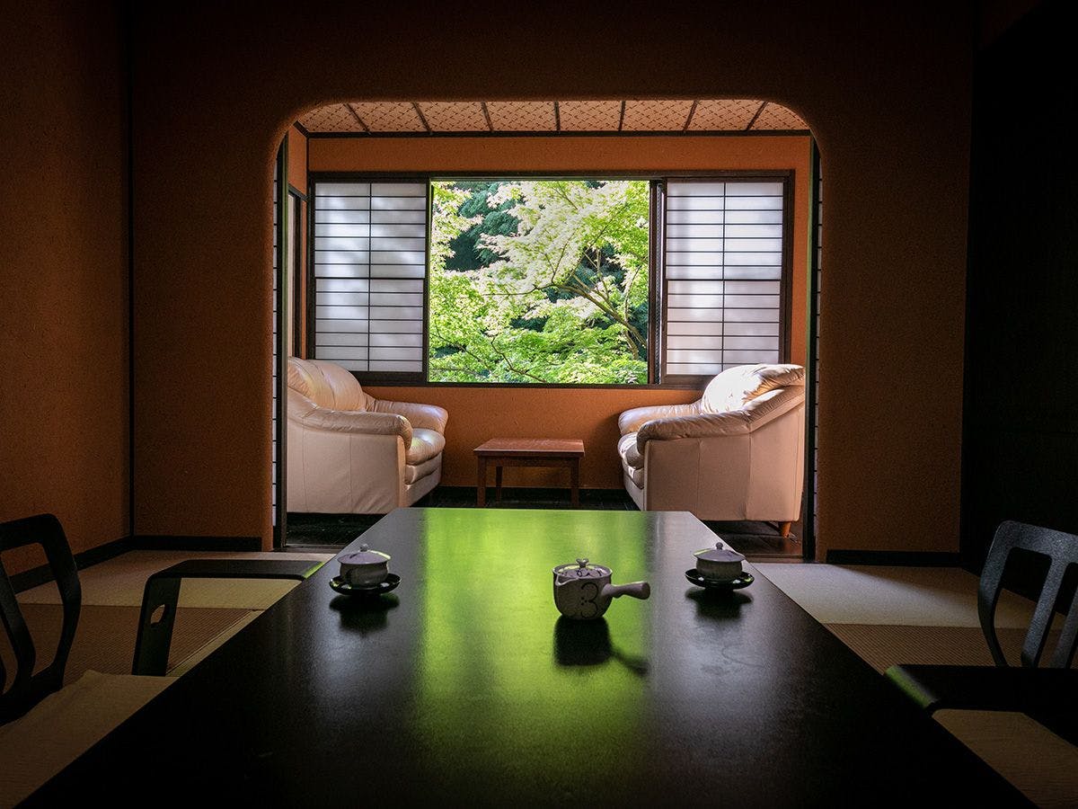 鶴井の宿　紫雲荘