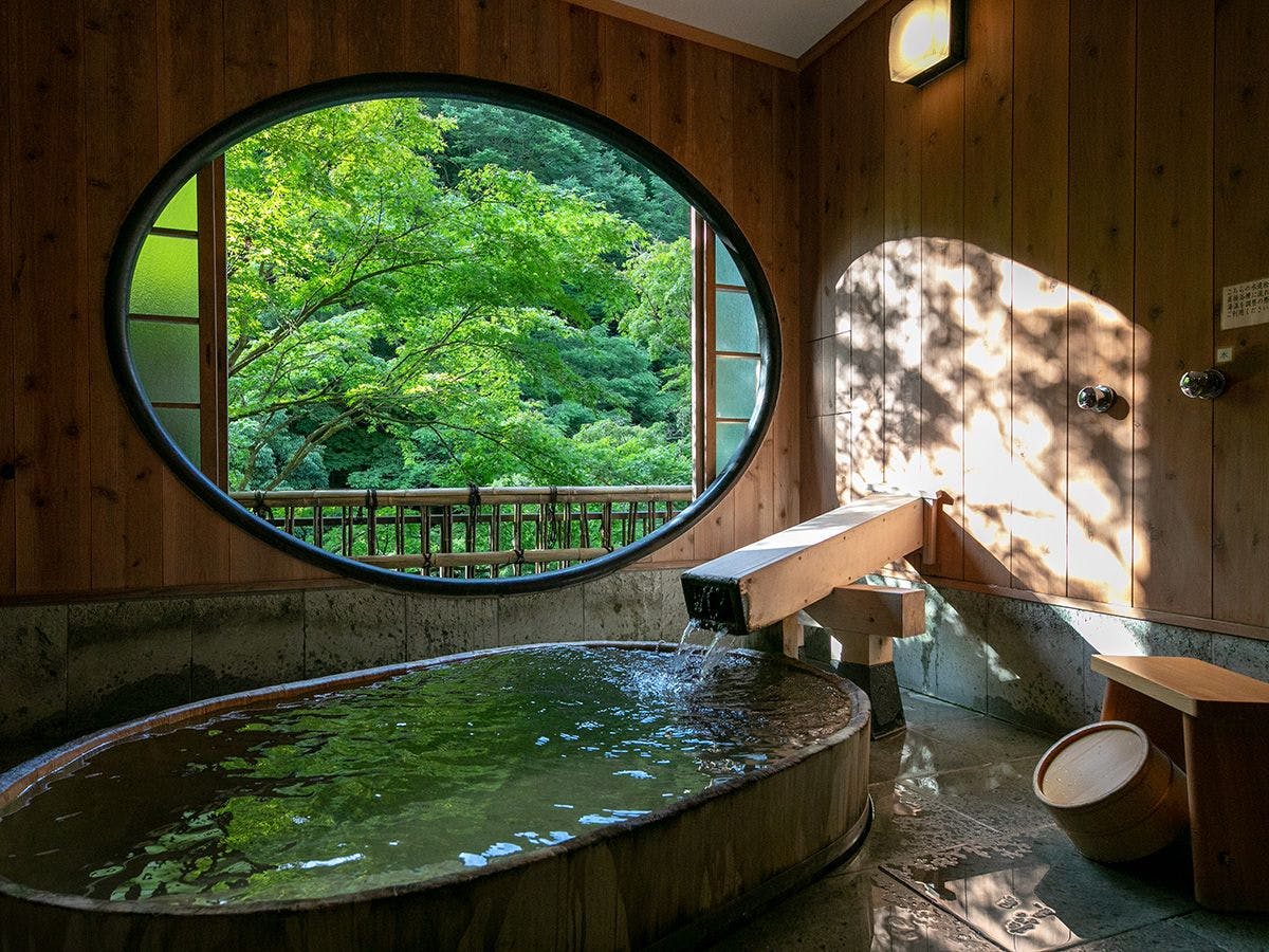 鶴井の宿　紫雲荘
