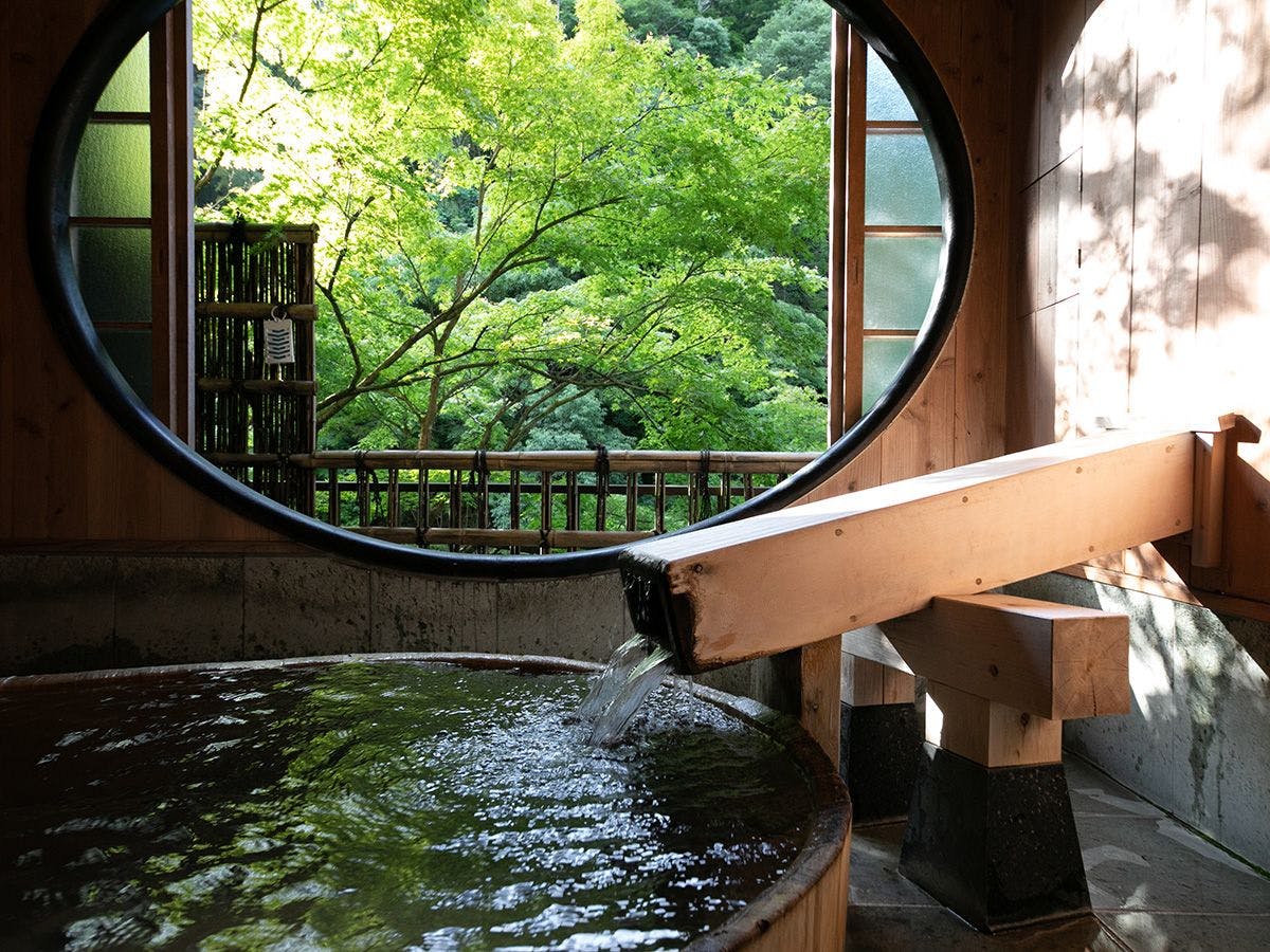 鶴井の宿　紫雲荘