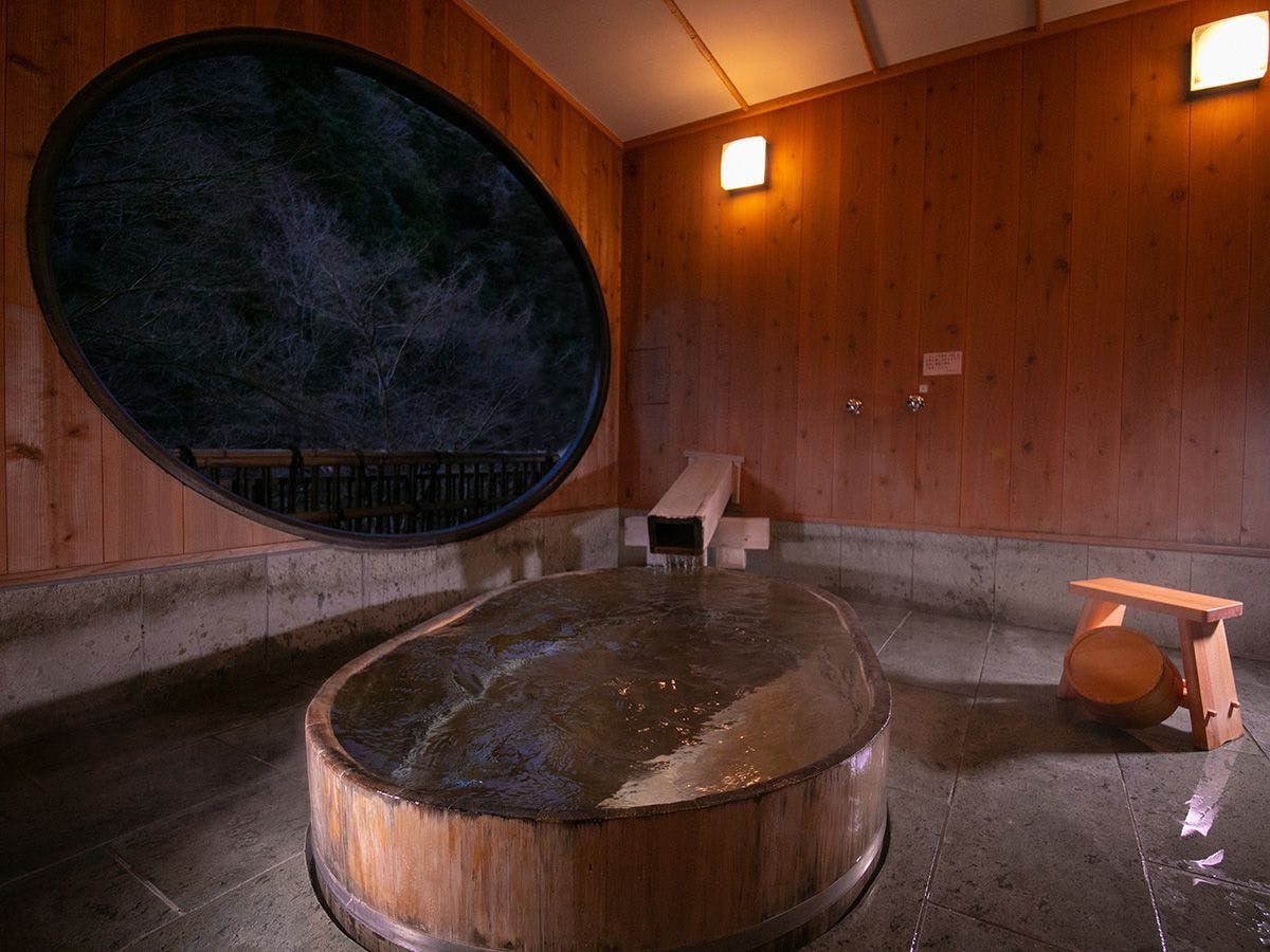 鶴井の宿　紫雲荘