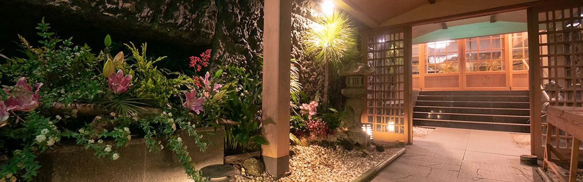 鶴井の宿 紫雲荘