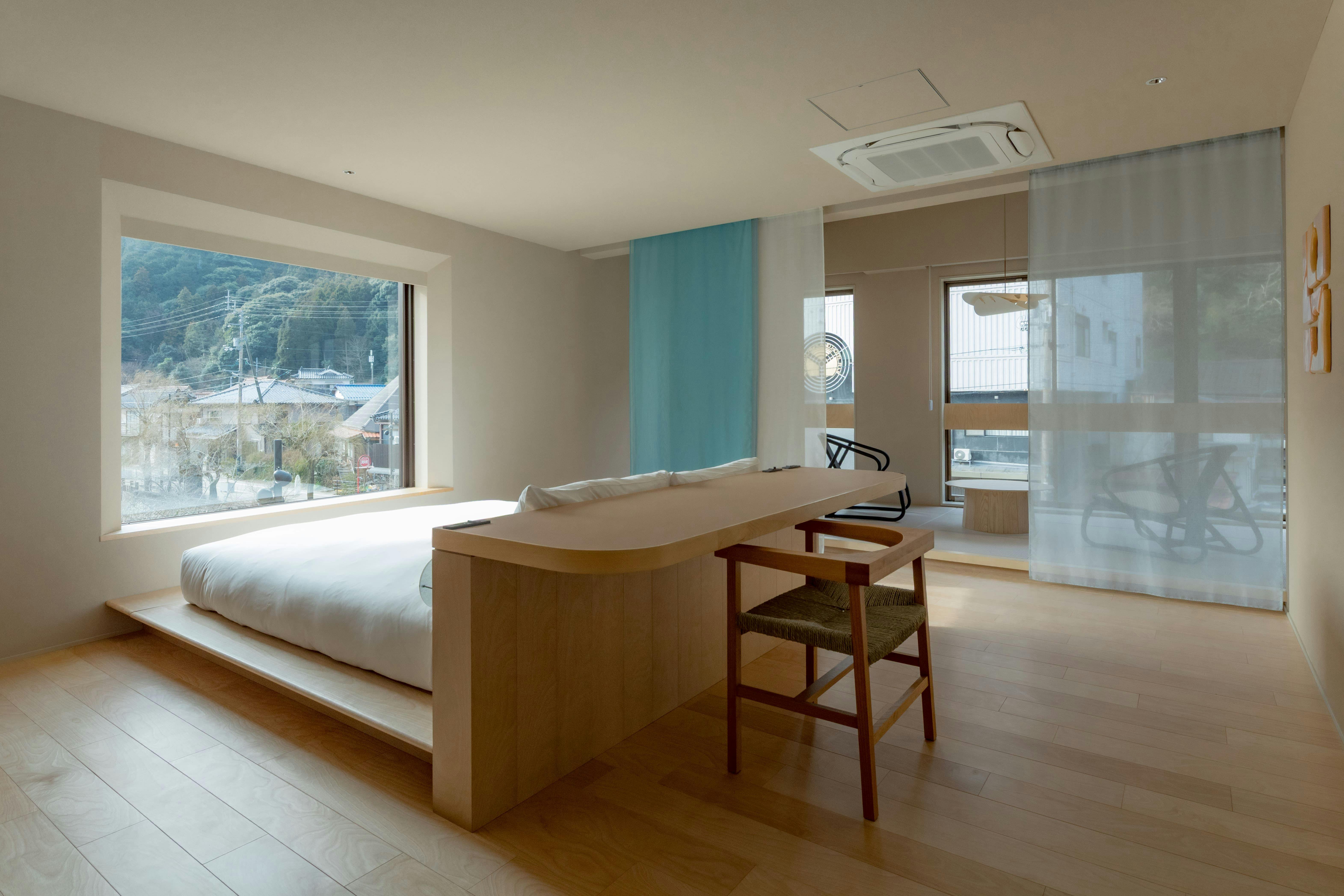 【리버뷰 스위트】