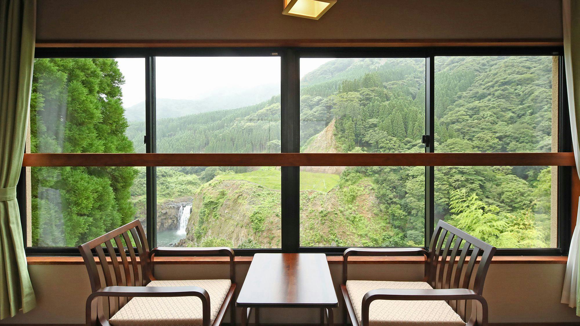 栃木温泉 鮎返りの滝を望む宿 小山旅館