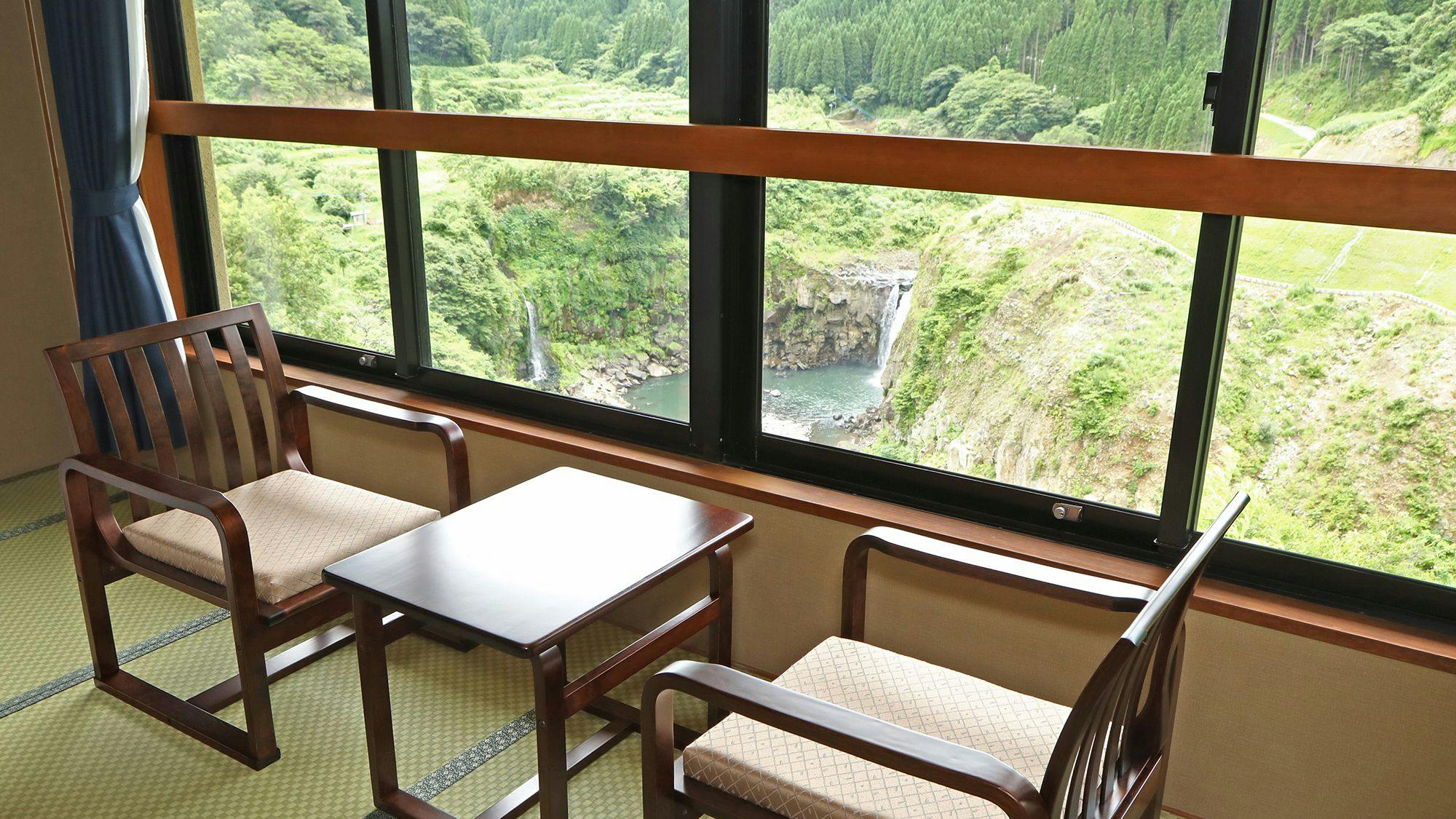 栃木温泉 鮎返りの滝を望む宿 小山旅館