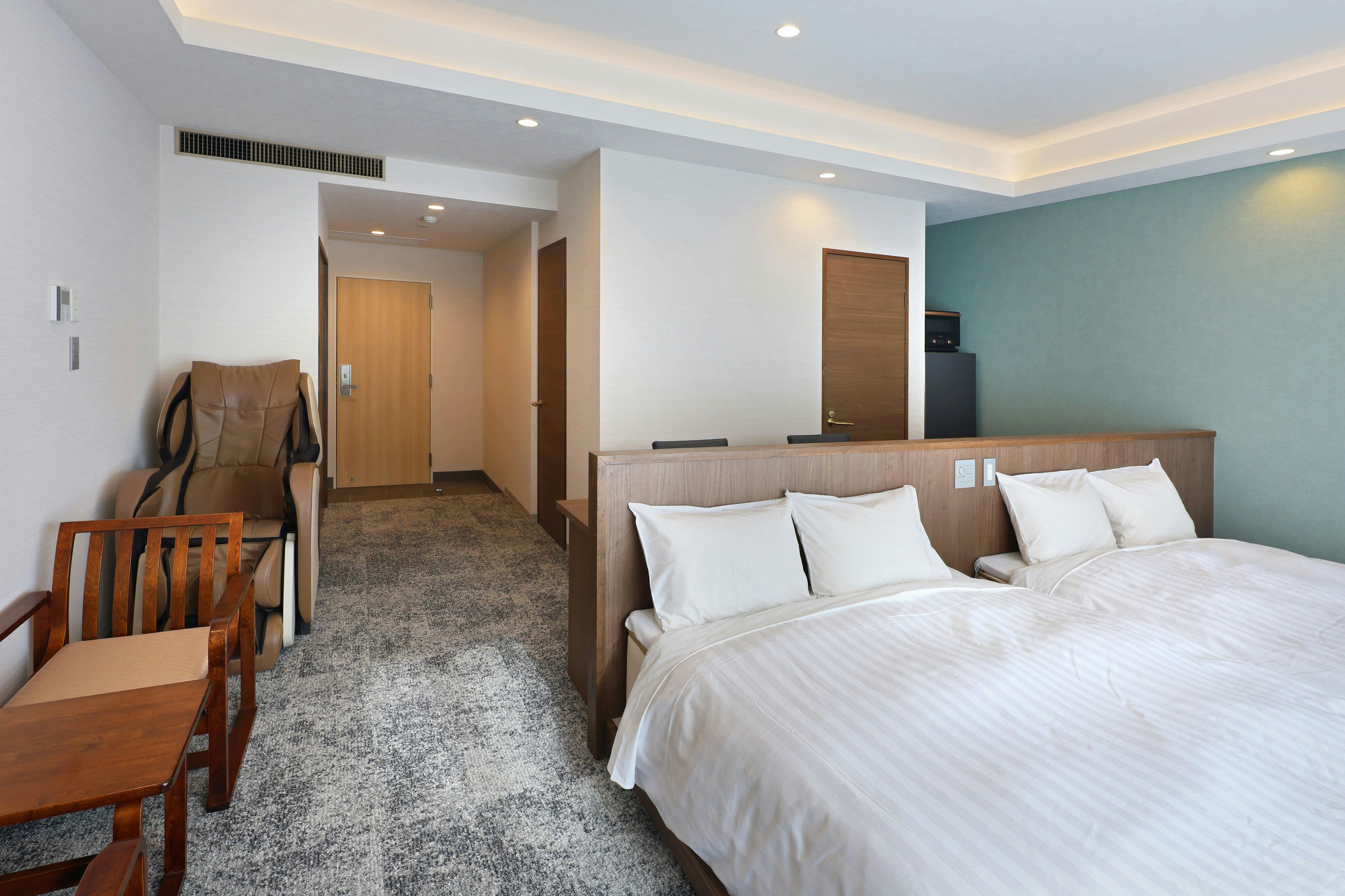 ห้องพักเตียงคู่แบบตะวันตก 202