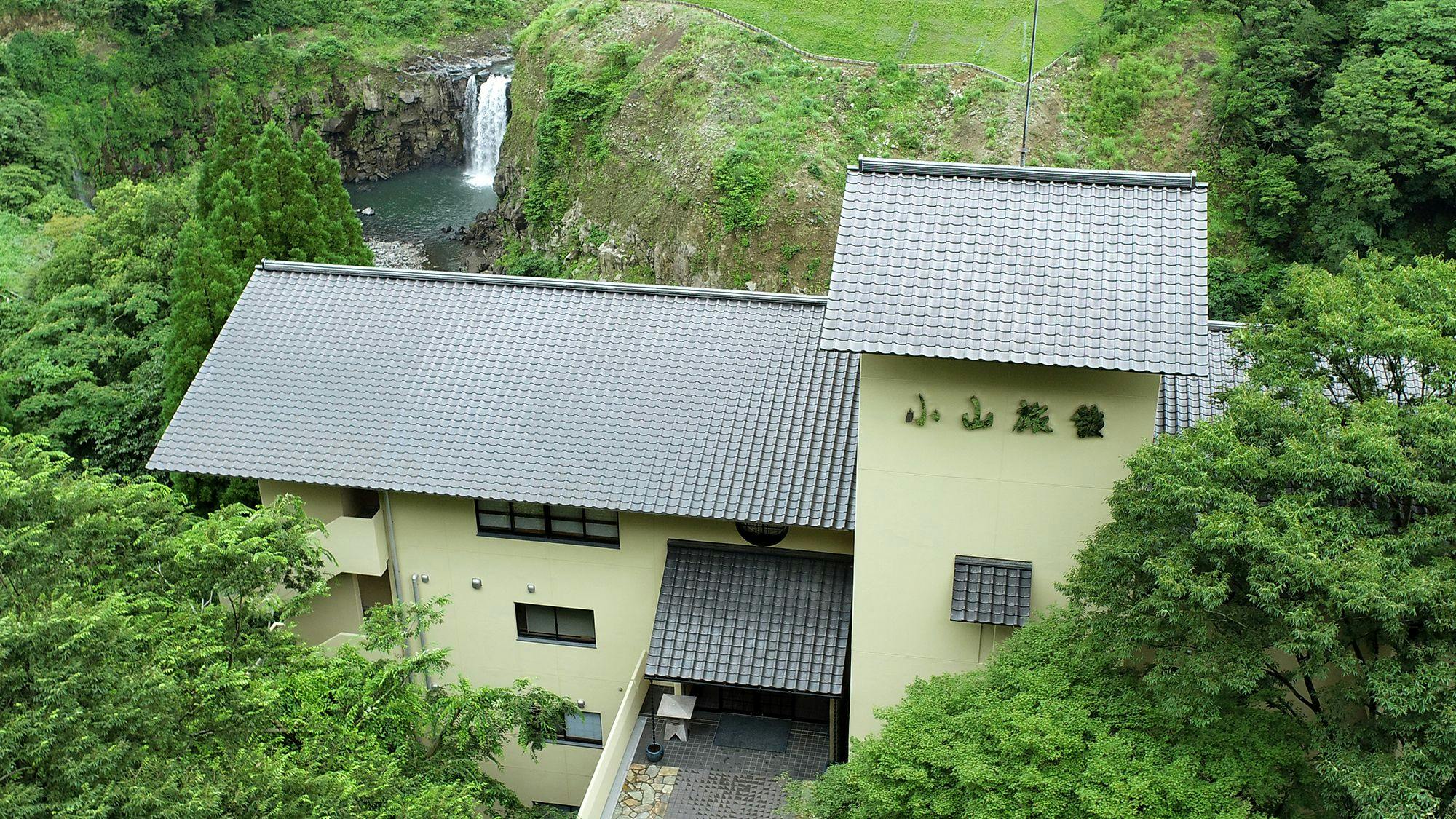 栃木温泉 鮎返りの滝を望む宿 小山旅館