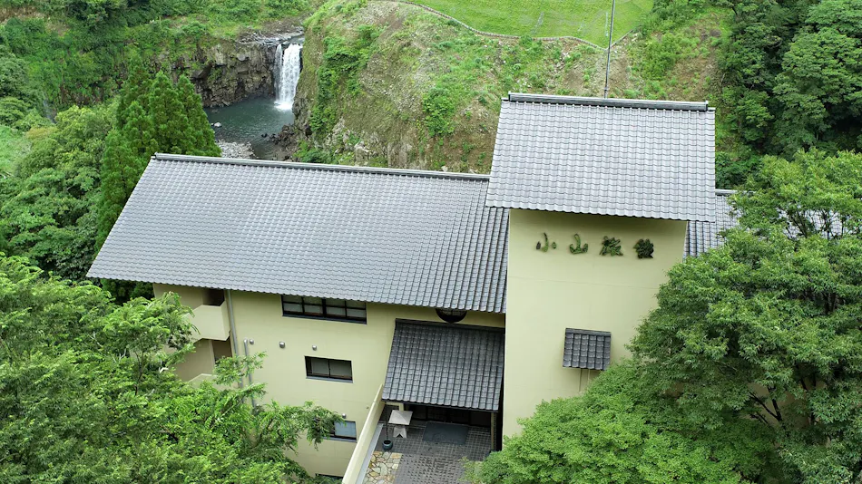 Tochigi Onsen Ayugaeri Falls View Accommodation Oyama Ryokan