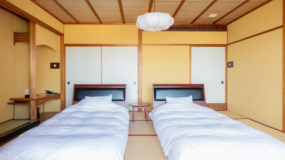 Minamichita Utsumi Onsen "Sumie Chita"