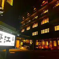 建物外観(夜)