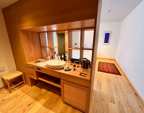 洋室TOJI ROOM