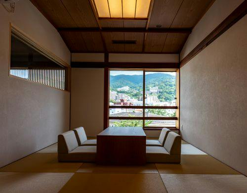 A客室（琉球畳の和室）