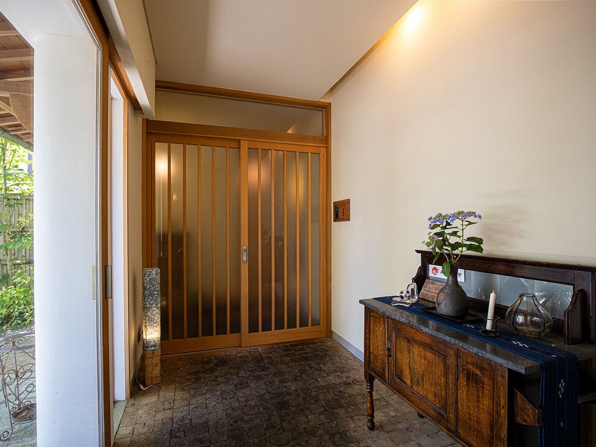 *【館内一例】お部屋の入り口