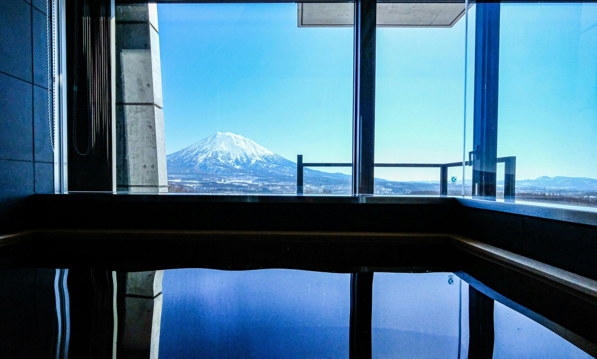 Miru Nozomi Views