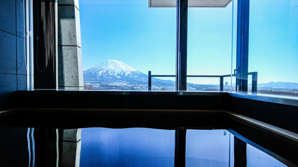 Miru Nozomi Views