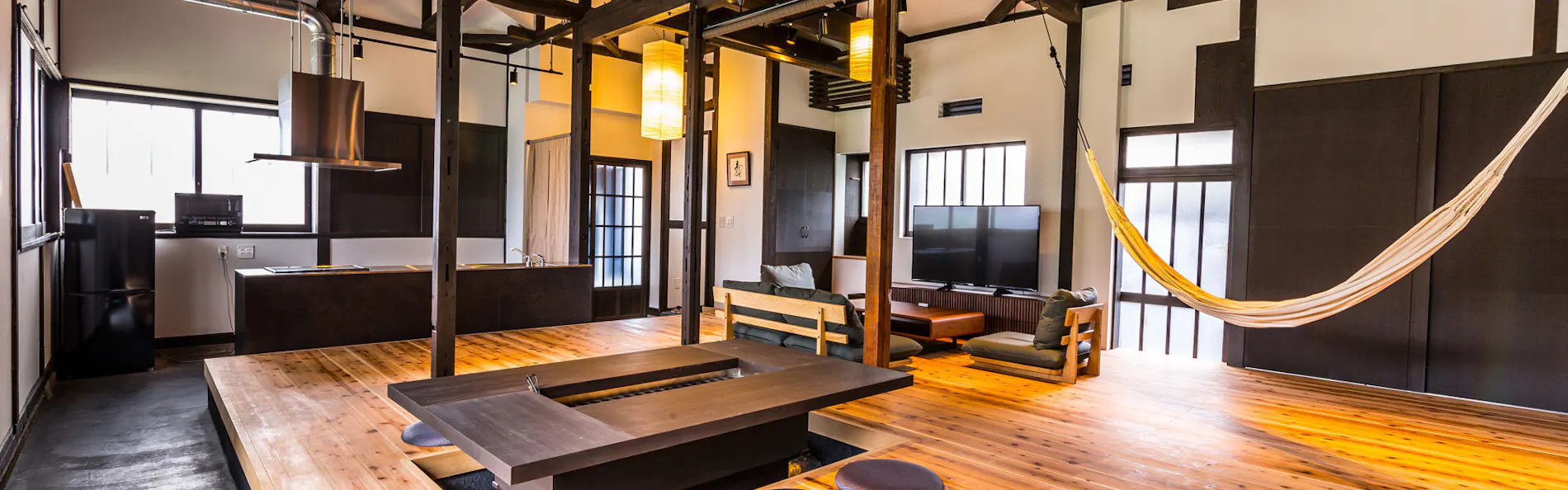 日本色 NIHON IRO
