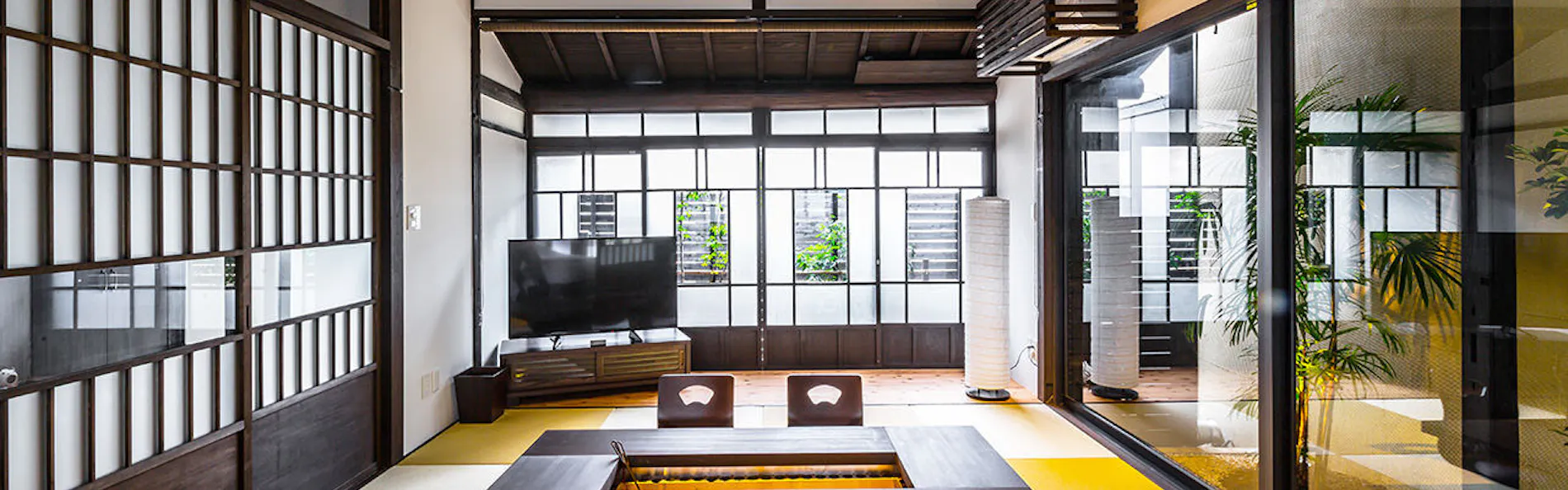 日本色 NIHON IRO