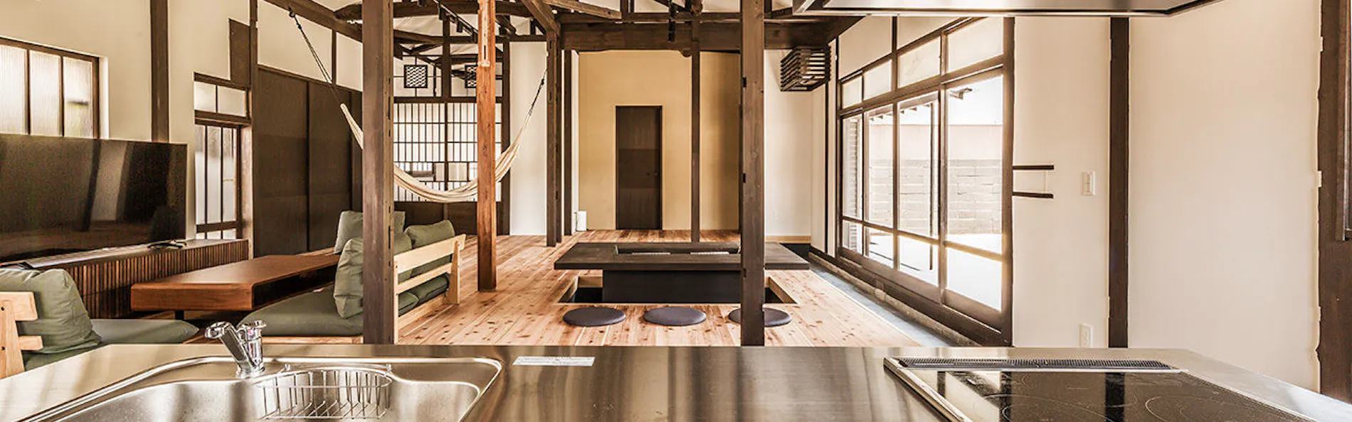 日本色 NIHON IRO