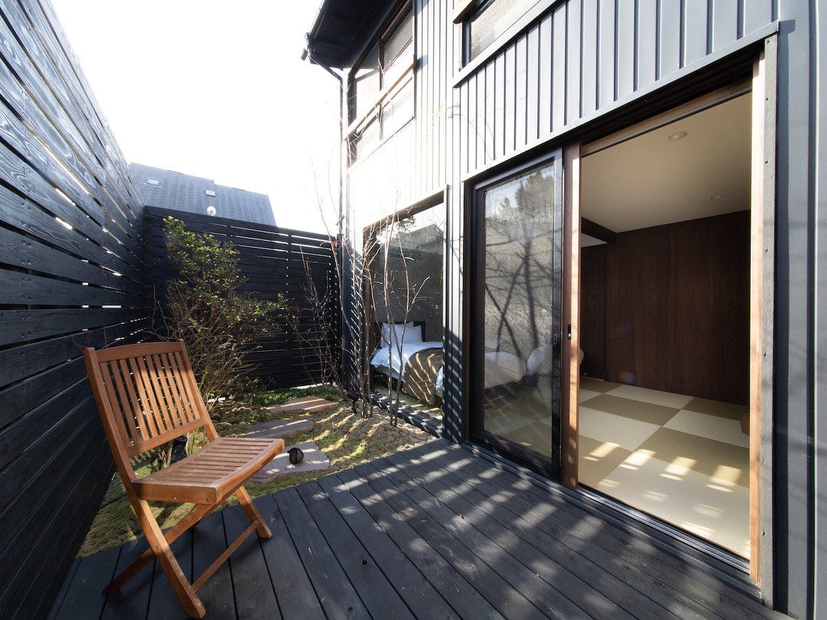 日本色　NIHON IRO