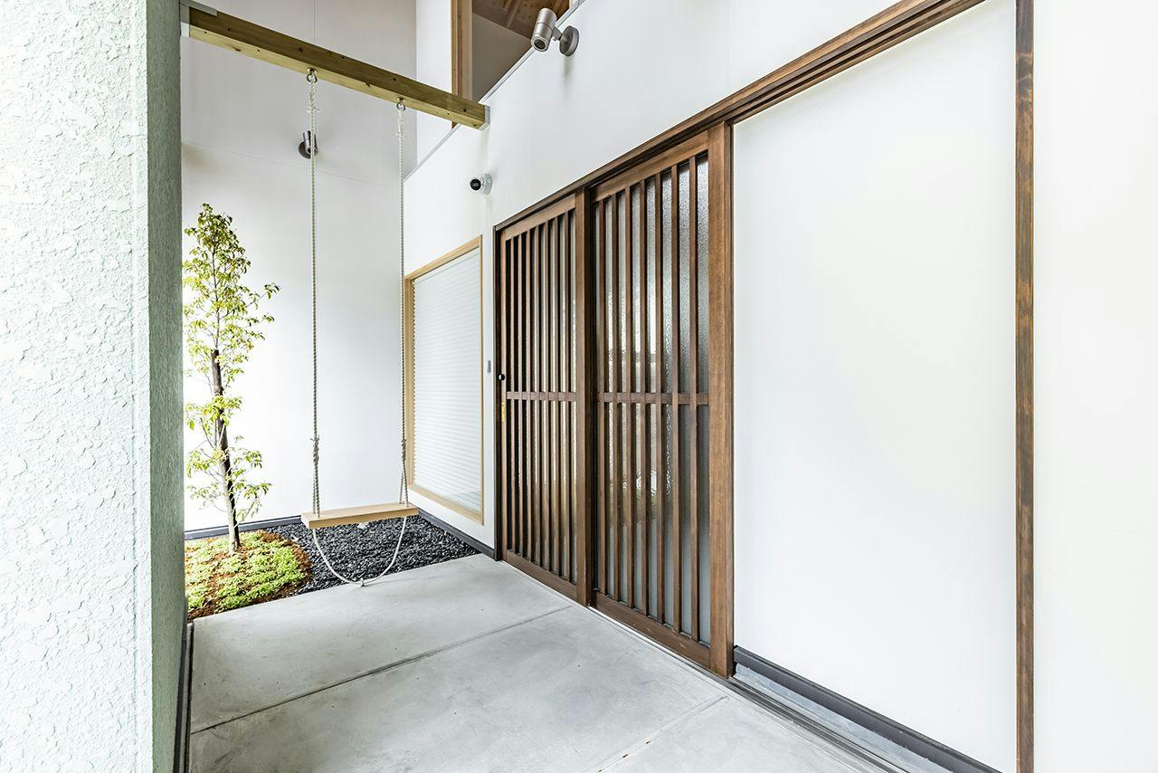 日本色　NIHON IRO