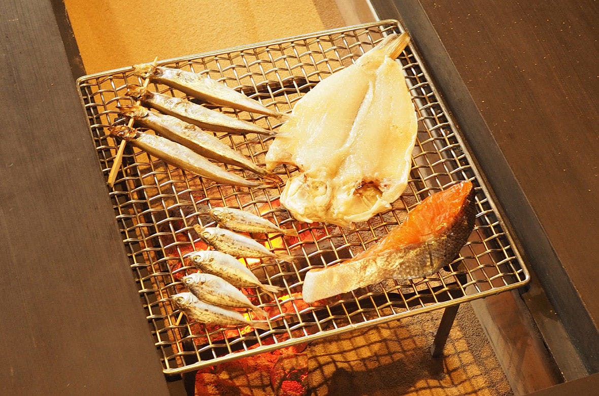 日本色　NIHON IRO