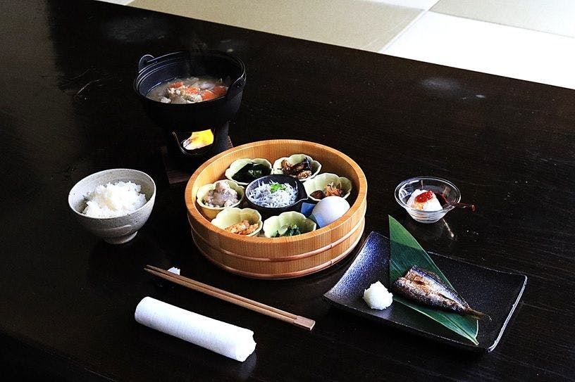 日本色　NIHON IRO