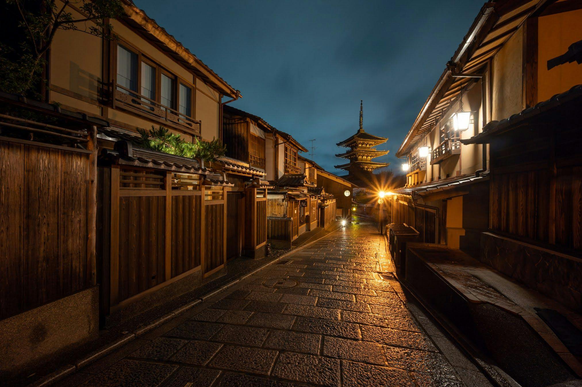 CAMPTON KIYOMIZU