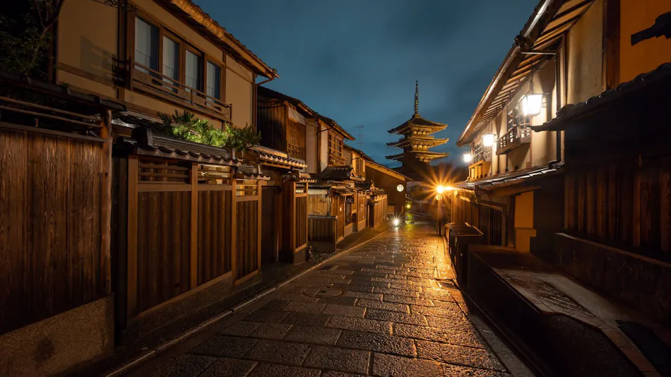 CAMPTON KIYOMIZU