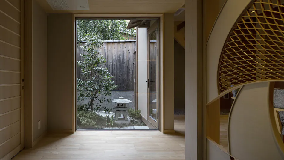 CAMPTON KIYOMIZU
