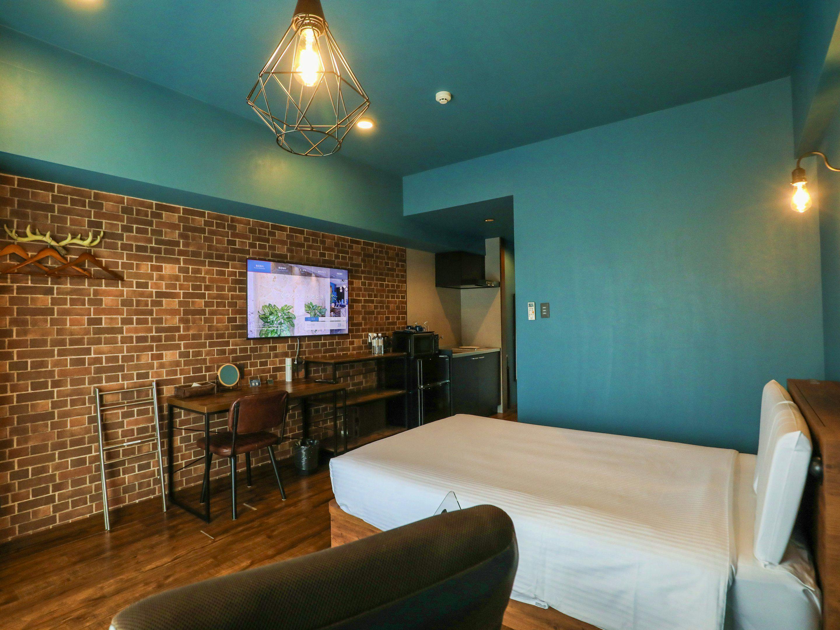 HOTEL385
