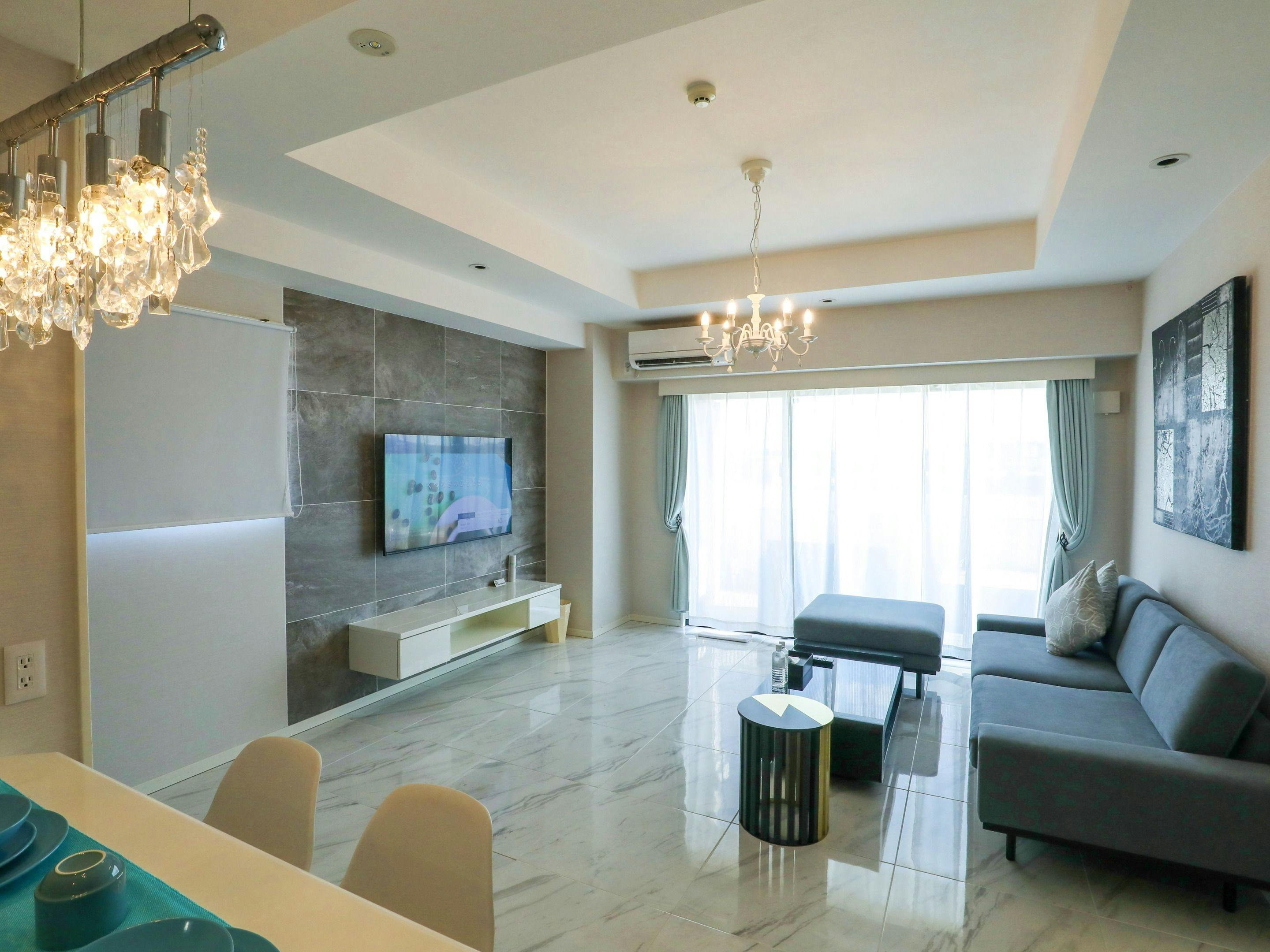 HOTEL385