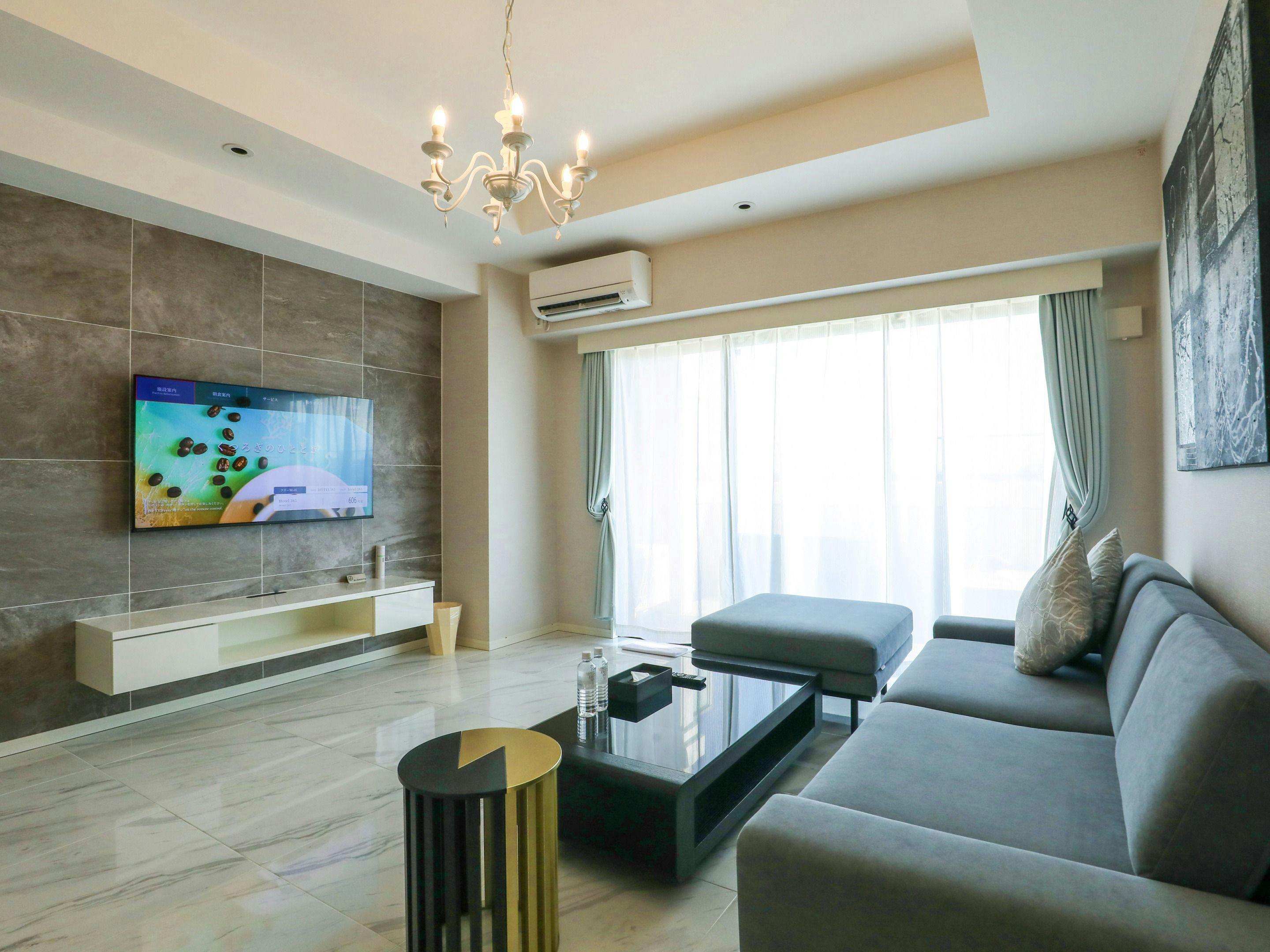 HOTEL385
