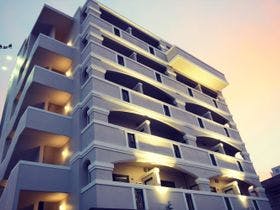 Hotel 385