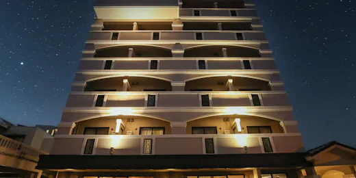 HOTEL385