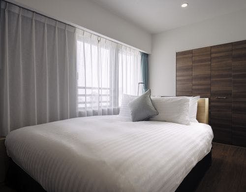 1ベッドルームアパートメント　寝室