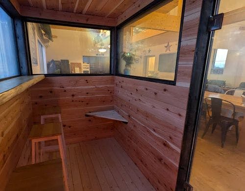 ご滞在中ご自由にお使いいただけるサウナ