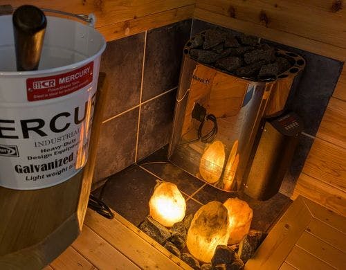 ご滞在中ご自由にお使いいただけるサウナ