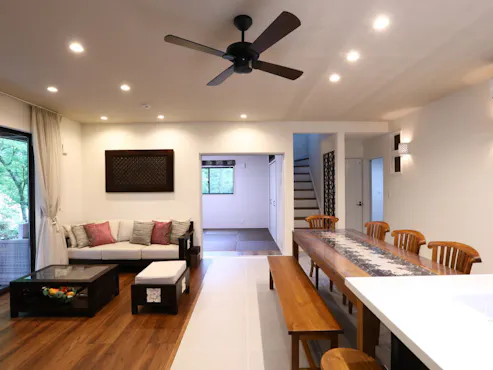 21畳のリビングダイニング