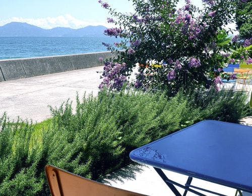 オーシャンフロントテラス