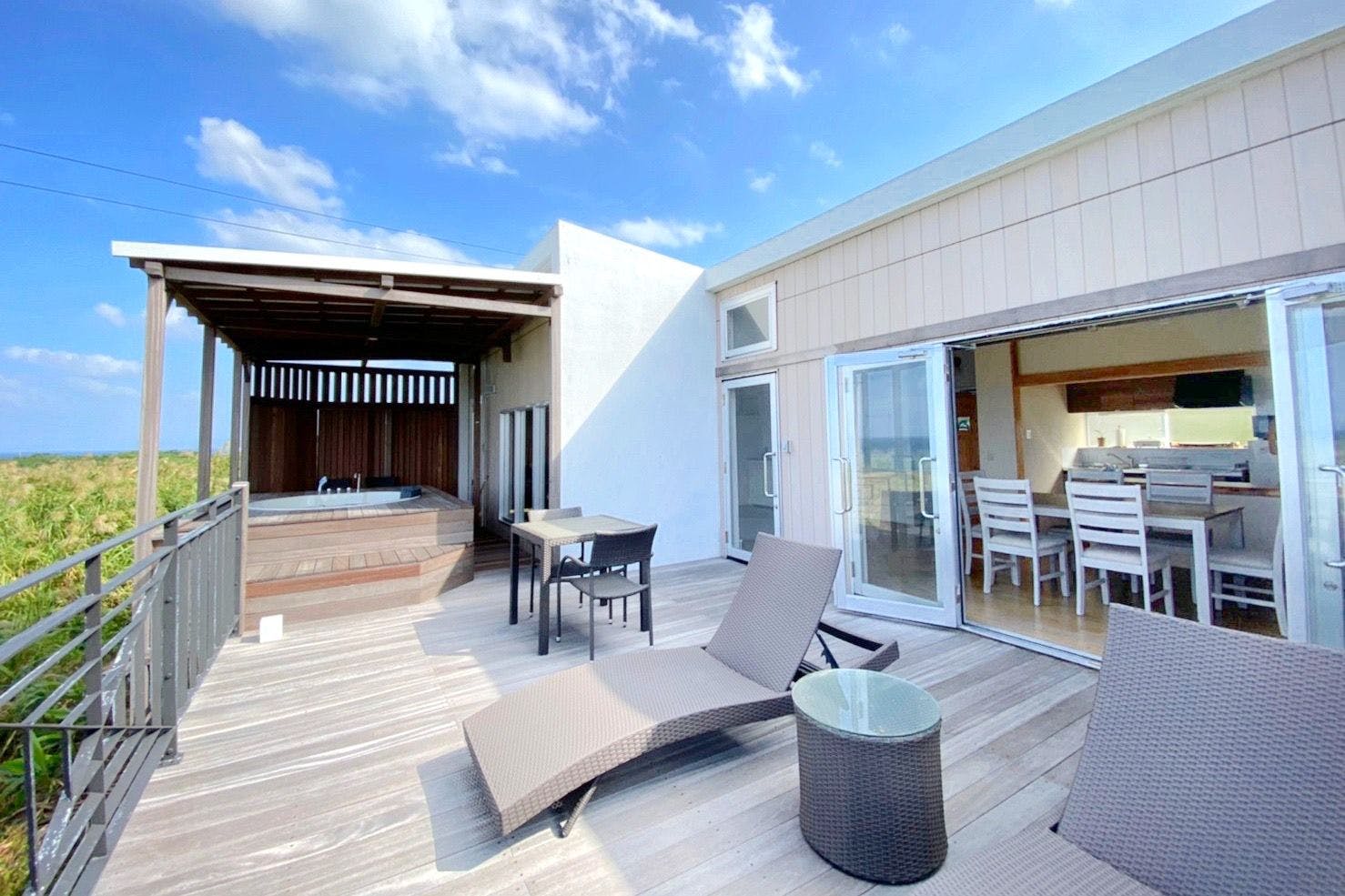 isola villa kouri