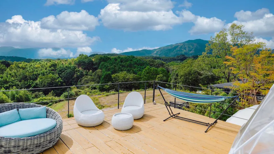 Yufuin Onsen Village Glamping COMOREBI