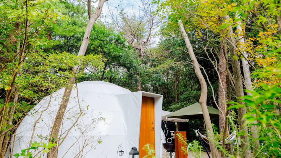 Yufuin Onsen Village Glamping COMOREBI