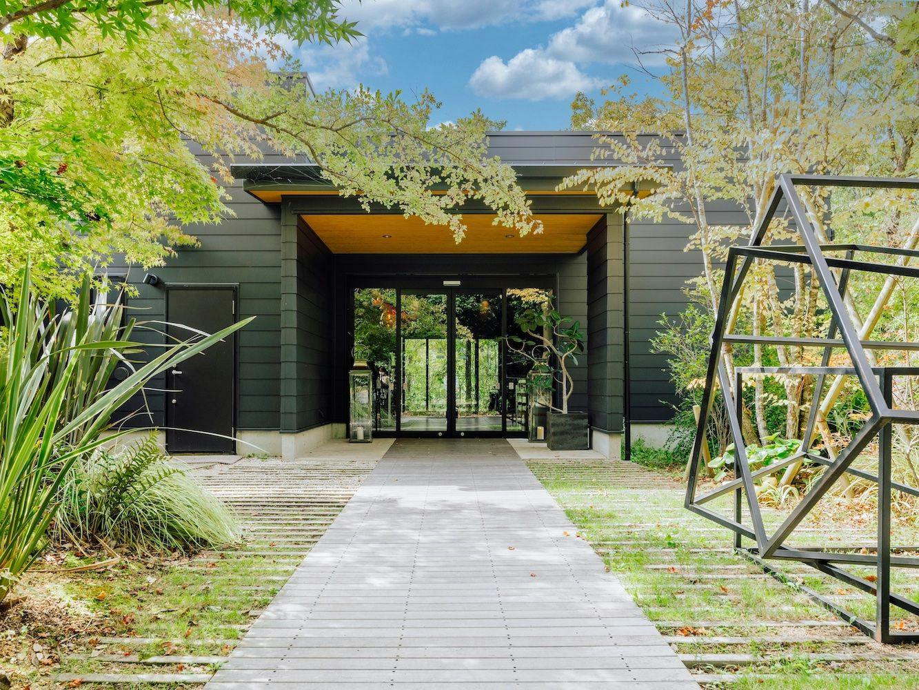 ロビー・フロント（母屋）